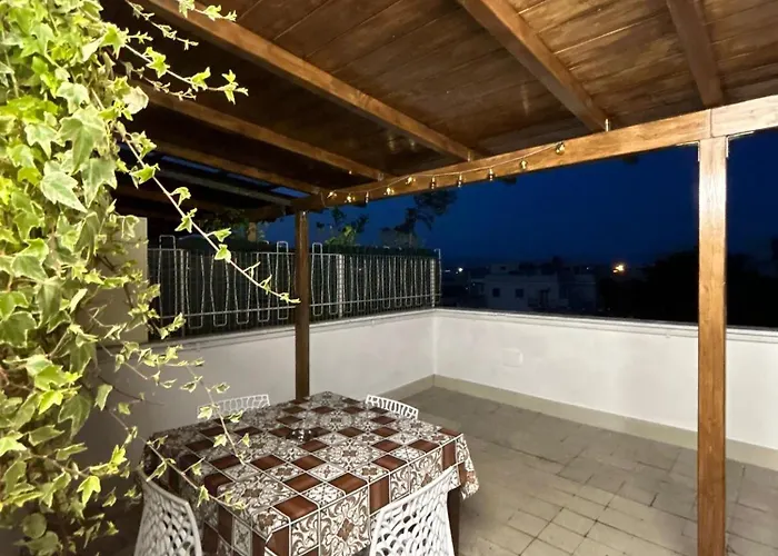 La Terrazza Di Attila Apartment *